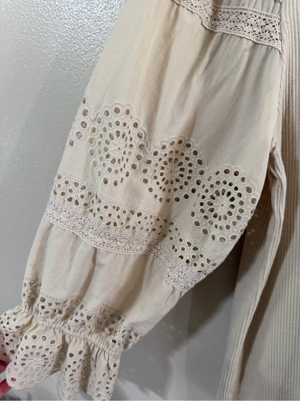 J. Crew | Ruffle-trim Eyelet Long Balloon Sleeve Top in Vintage Rib - XL - Picture 3 of 10